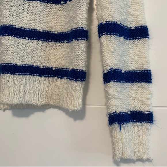 Chorus Line | Vintage Knit Sweater - Picture 5 of 15